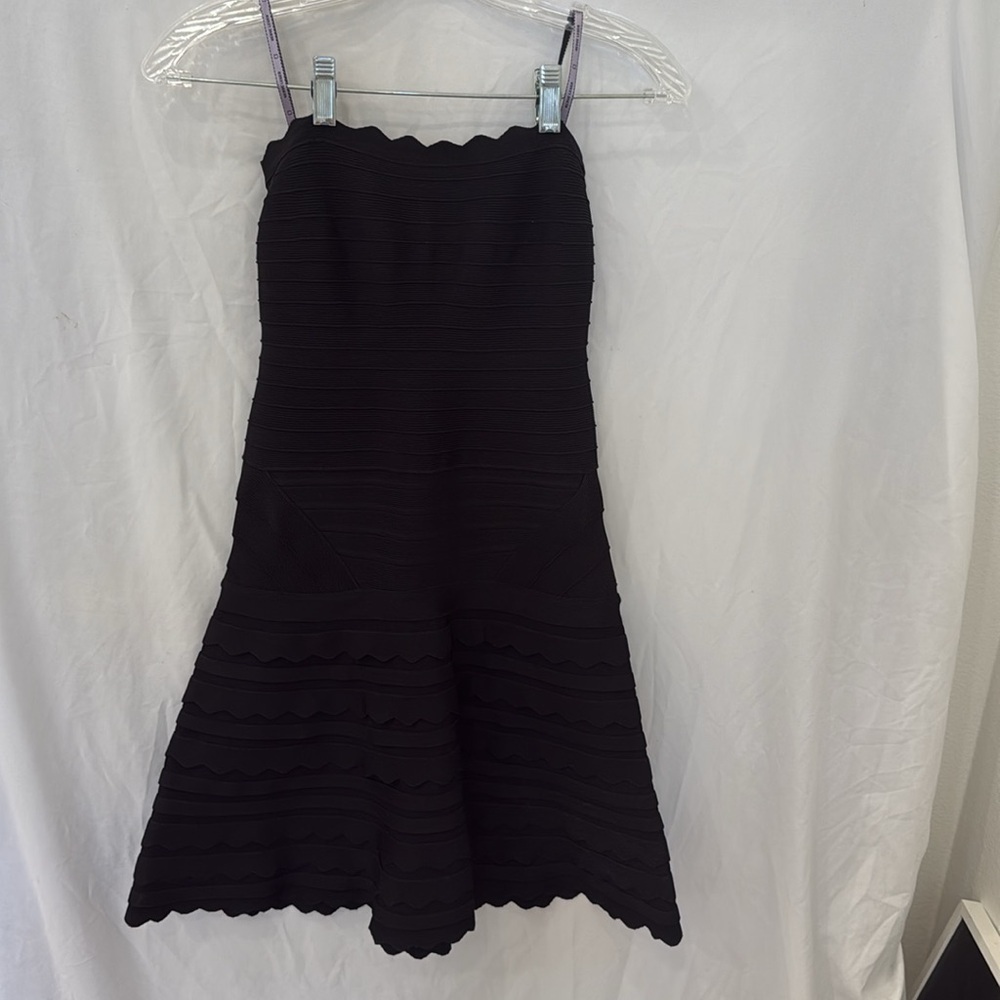 Herve Leger Black Cocktail Party Dress sz small from
The real real - Picture 3 of 8